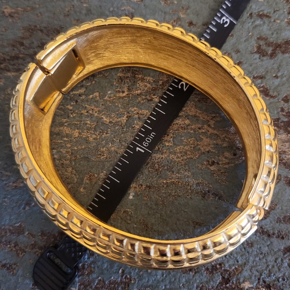 Vintage Gold Givenchy Bracelet - Picture 6 of 6